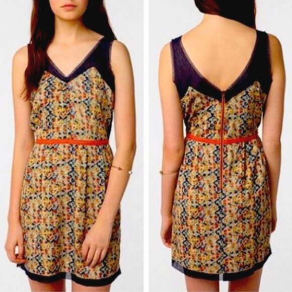 UO STARING AT STARS Sleeveless Dress Sz 2 A-Line Abstract Print Twee Sweet Urban - Picture 1 of 7